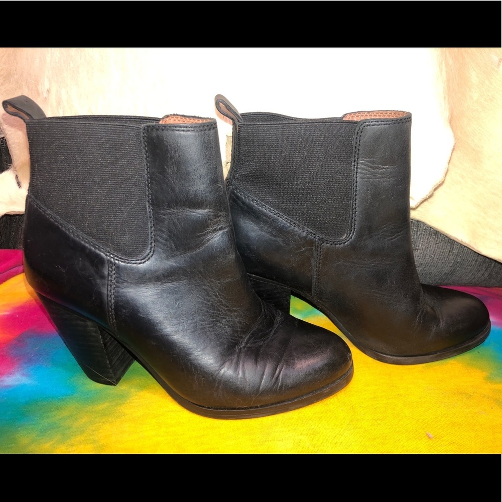Lucky Brand leather booties, size 6.5